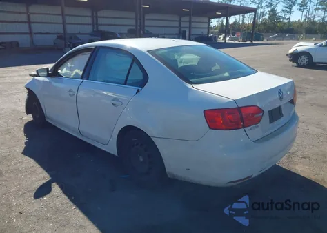 2013 Volkswagen Jetta 2.5L Se z USA, uszkodzony, nr VIN 3VWDX7AJ7DM451861